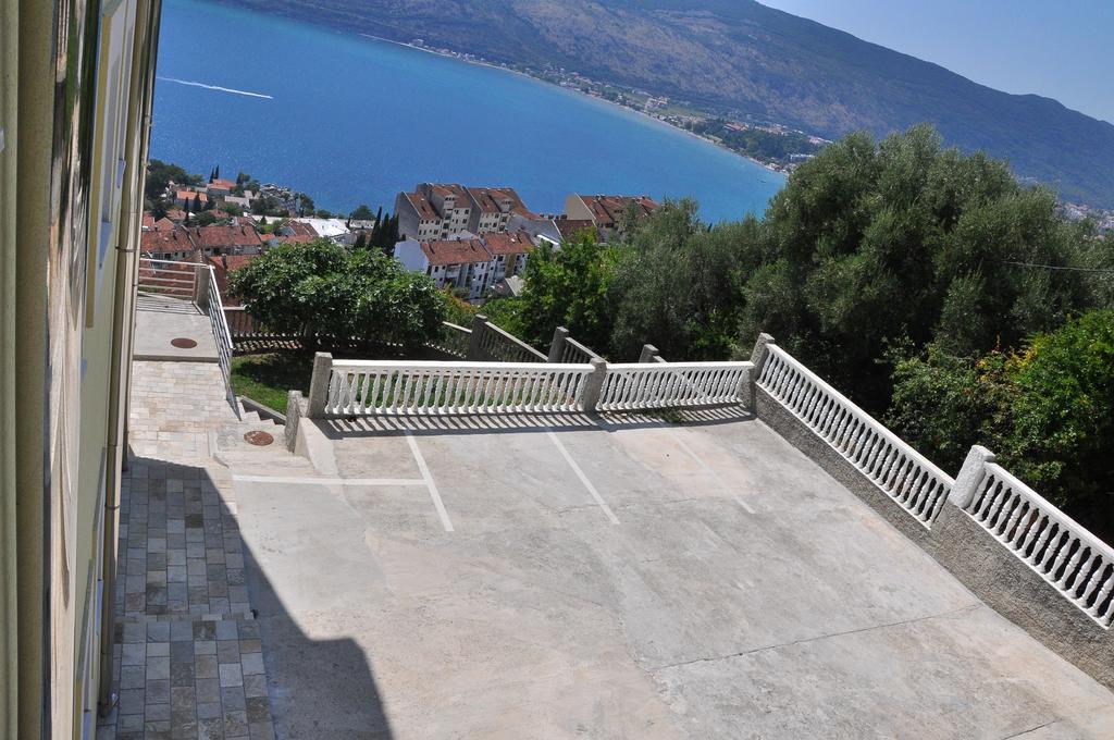Apartment Bayer Herceg Novi Exterior photo